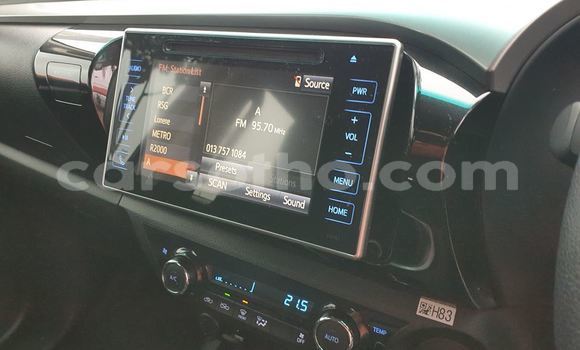 Acheter Occasion Voiture Toyota Hilux Gris à Maputsoa, Leribe Acheter Occasion Voiture Toyota Hilux Gris à Maputsoa, Leribe