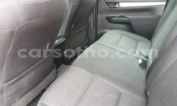 Acheter Occasion Voiture Toyota Hilux Gris à Maputsoa, Leribe Acheter Occasion Voiture Toyota Hilux Gris à Maputsoa, Leribe