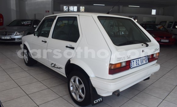 اشتري مستعمل Volkswagen Golf White سيارة في Maseru في Maseru اشتري مستعمل Volkswagen Golf White سيارة في Maseru في Maseru