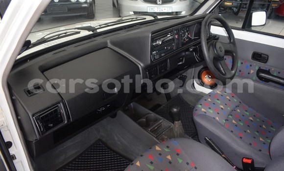 اشتري مستعمل Volkswagen Golf White سيارة في Maseru في Maseru اشتري مستعمل Volkswagen Golf White سيارة في Maseru في Maseru