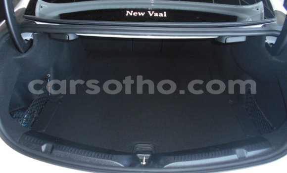 اشتري مستعمل Mercedes-Benz E–Class White سيارة في Maseru في Maseru اشتري مستعمل Mercedes-Benz E–Class White سيارة في Maseru في Maseru