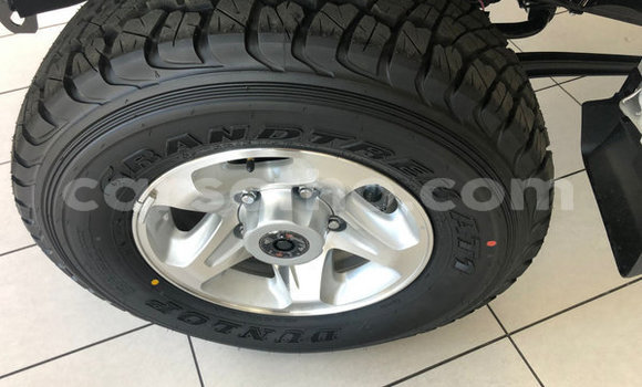 Sayi Na hannu Toyota Land Cruiser White Mota in Maseru a Maseru Sayi Na hannu Toyota Land Cruiser White Mota in Maseru a Maseru