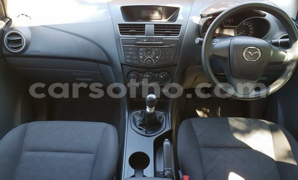 Acheter Occasion Voiture Mazda BT-50 Blanc à Maputsoa, Leribe Acheter Occasion Voiture Mazda BT-50 Blanc à Maputsoa, Leribe