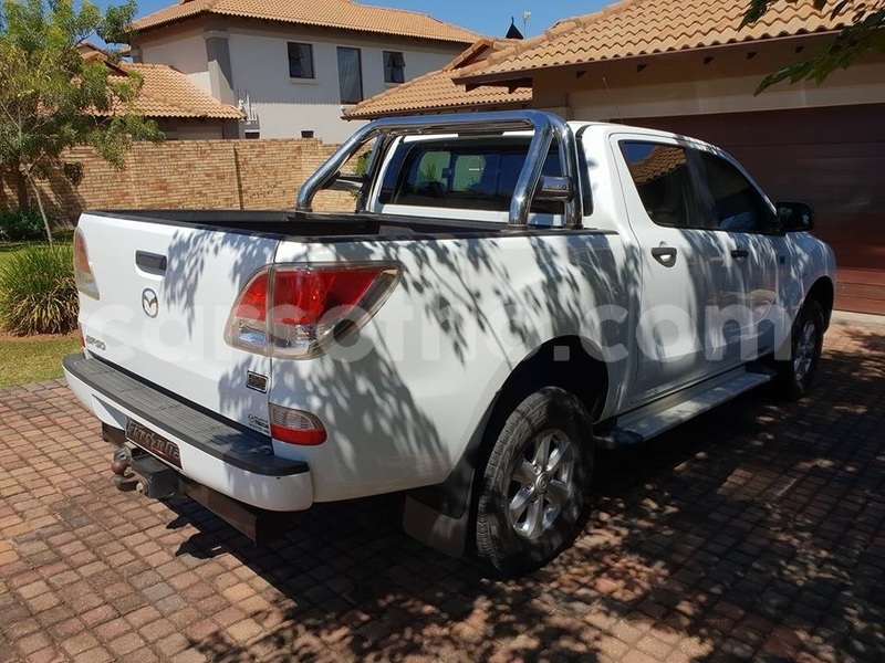 Big with watermark mazda bt 50 leribe maputsoa 11743