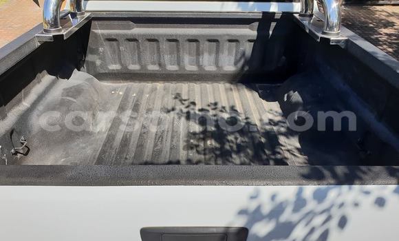 Acheter Occasion Voiture Mazda BT-50 Blanc à Maputsoa, Leribe Acheter Occasion Voiture Mazda BT-50 Blanc à Maputsoa, Leribe