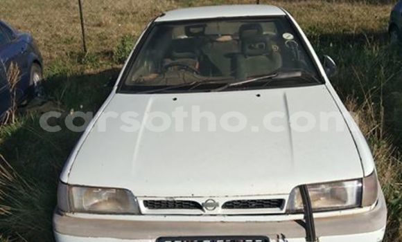 Sayi Imported Nissan Sentra White Mota in Maseru a Maseru
