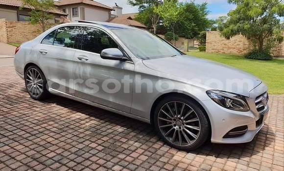 Acheter Occasion Voiture Mercedes-Benz C–Class Gris à Maputsoa, Leribe Acheter Occasion Voiture Mercedes-Benz C–Class Gris à Maputsoa, Leribe