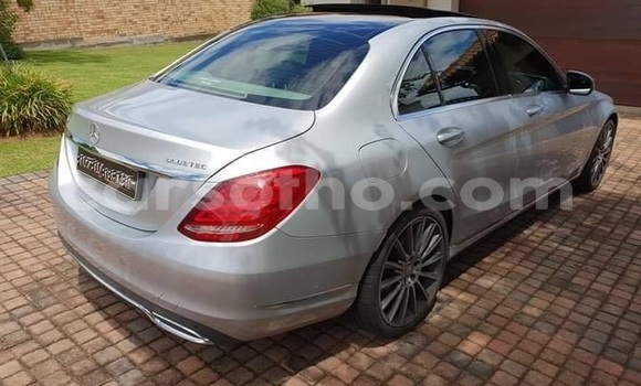 Acheter Occasion Voiture Mercedes-Benz C–Class Gris à Maputsoa, Leribe Acheter Occasion Voiture Mercedes-Benz C–Class Gris à Maputsoa, Leribe