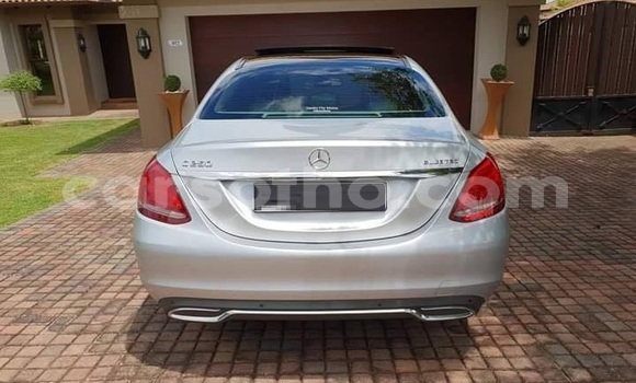 Acheter Occasion Voiture Mercedes-Benz C–Class Gris à Maputsoa, Leribe Acheter Occasion Voiture Mercedes-Benz C–Class Gris à Maputsoa, Leribe