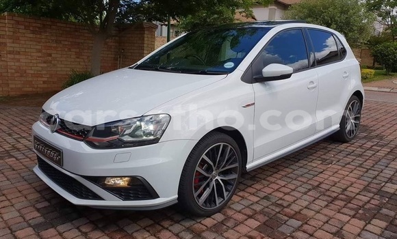 Acheter Occasion Voiture Volkswagen Polo GTI Blanc à Maputsoe, Leribe Acheter Occasion Voiture Volkswagen Polo GTI Blanc à Maputsoe, Leribe