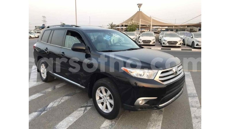 Big with watermark toyota highlander maseru import dubai 11756