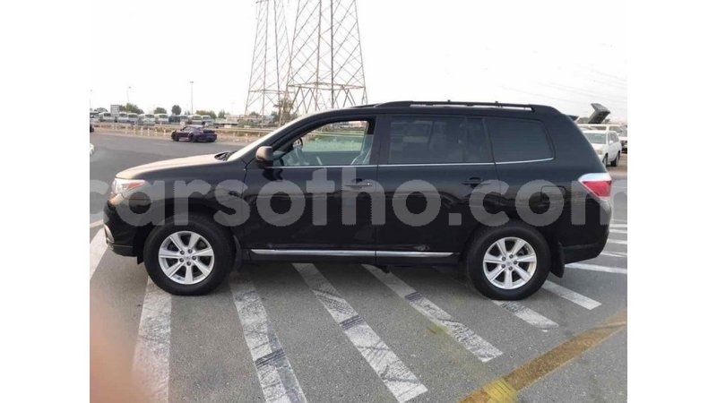 Big with watermark toyota highlander maseru import dubai 11756