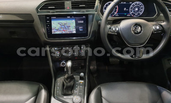 Sayi Na hannu Volkswagen Tiguan Silver Mota in Thaba–Tseka a Mafeteng Sayi Na hannu Volkswagen Tiguan Silver Mota in Thaba–Tseka a Mafeteng