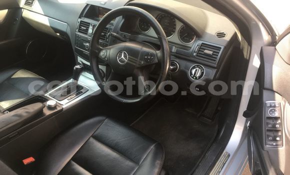 Acheter Occasion Voiture Mercedes-Benz C–Class Gris à Butha–Buthe, Thaba-Tseka Acheter Occasion Voiture Mercedes-Benz C–Class Gris à Butha–Buthe, Thaba-Tseka