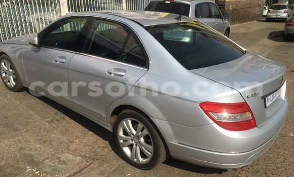 Acheter Occasion Voiture Mercedes-Benz C–Class Gris à Butha–Buthe, Thaba-Tseka Acheter Occasion Voiture Mercedes-Benz C–Class Gris à Butha–Buthe, Thaba-Tseka