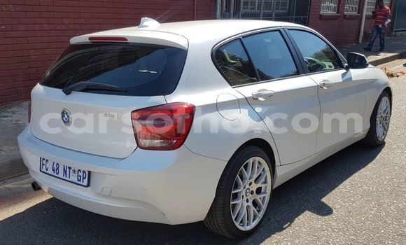 Sayi Na hannu BMW 1–Series White Mota in Mafeteng a Mafeteng Sayi Na hannu BMW 1–Series White Mota in Mafeteng a Mafeteng