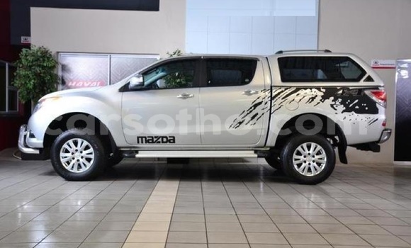 Sayi Na hannu Mazda BT-50 Silver Mota in Maseru a Maseru Sayi Na hannu Mazda BT-50 Silver Mota in Maseru a Maseru