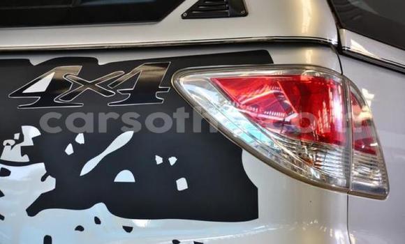 Sayi Na hannu Mazda BT-50 Silver Mota in Maseru a Maseru Sayi Na hannu Mazda BT-50 Silver Mota in Maseru a Maseru