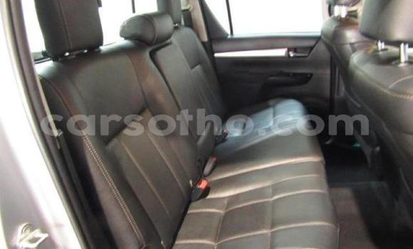 Acheter Occasion Voiture Toyota Hilux Gris à Hlotse, Leribe Acheter Occasion Voiture Toyota Hilux Gris à Hlotse, Leribe