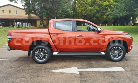 Acheter Occasion Voiture Mitsubishi Triton Rouge à Hlotse, Leribe Acheter Occasion Voiture Mitsubishi Triton Rouge à Hlotse, Leribe