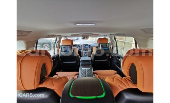 Buy Import Toyota Land Cruiser Black Car in Import - Dubai in Maseru Buy Import Toyota Land Cruiser Black Car in Import - Dubai in Maseru