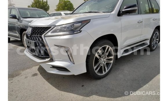 اشتري Imported Lexus LX White سيارة في Import - Dubai في Maseru اشتري Imported Lexus LX White سيارة في Import - Dubai في Maseru