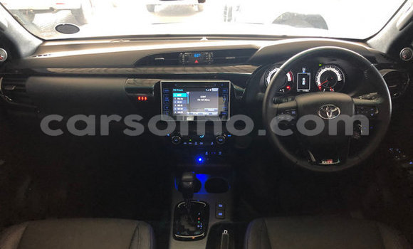 Sayi Na hannu Toyota Hilux Blue Mota in Maputsoe a Leribe Sayi Na hannu Toyota Hilux Blue Mota in Maputsoe a Leribe