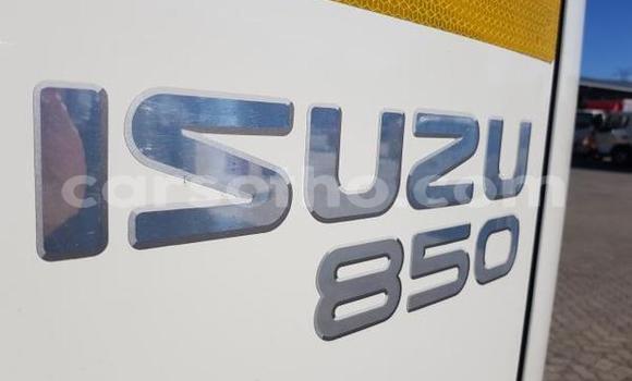 اشتري مستعمل Isuzu FTR 850 White شاحنة في Mohale's Hoek في Mohale's Hoek اشتري مستعمل Isuzu FTR 850 White شاحنة في Mohale's Hoek في Mohale's Hoek