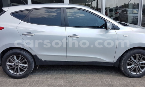 اشتري مستعمل Hyundai ix35 Silver سيارة في Maputsoe في Leribe اشتري مستعمل Hyundai ix35 Silver سيارة في Maputsoe في Leribe
