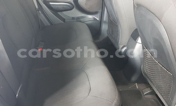 اشتري مستعمل Hyundai ix35 Silver سيارة في Maputsoe في Leribe اشتري مستعمل Hyundai ix35 Silver سيارة في Maputsoe في Leribe