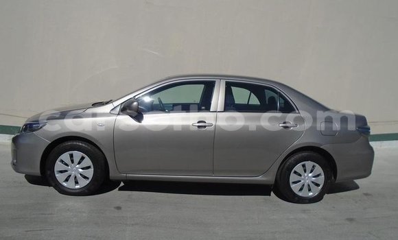 Sayi Na hannu Toyota Corolla Silver Mota in Maseru a Maseru Sayi Na hannu Toyota Corolla Silver Mota in Maseru a Maseru