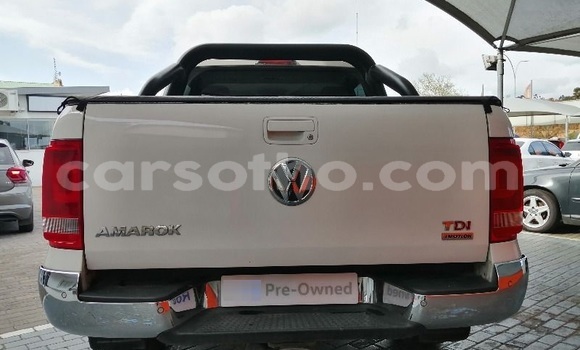 Buy Used Volkswagen Amarok White Car in Maputsoe in Leribe Buy Used Volkswagen Amarok White Car in Maputsoe in Leribe