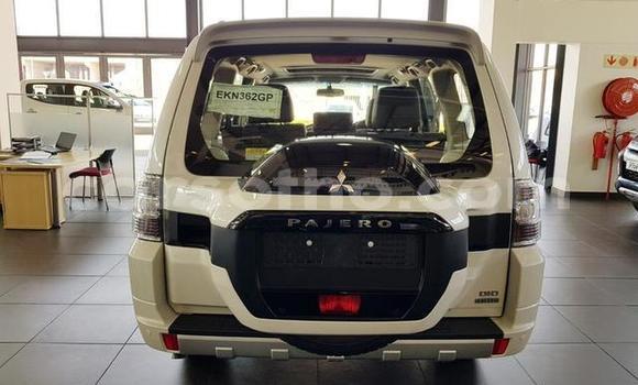 اشتري مستعمل Mitsubishi Pajero White سيارة في Maseru في Maseru اشتري مستعمل Mitsubishi Pajero White سيارة في Maseru في Maseru