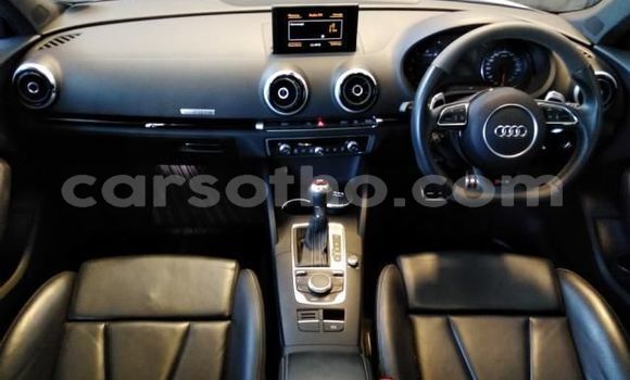 Sayi Na hannu Audi RS3 White Mota in Maseru a Maseru Sayi Na hannu Audi RS3 White Mota in Maseru a Maseru