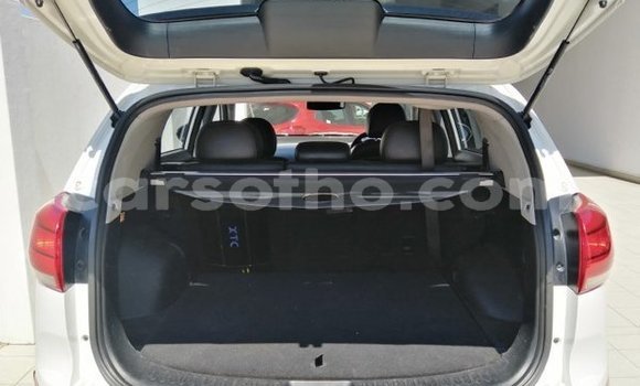 Acheter Occasion Voiture Kia Sportage Gris à Maputsoa, Leribe Acheter Occasion Voiture Kia Sportage Gris à Maputsoa, Leribe
