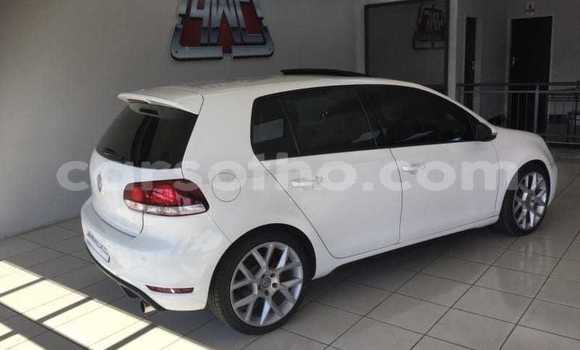 اشتري مستعمل Volkswagen Golf GTI White سيارة في Maseru في Maseru اشتري مستعمل Volkswagen Golf GTI White سيارة في Maseru في Maseru