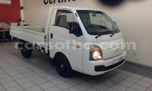 اشتري مستعمل Hyundai H1 White سيارة في Maputsoe في Leribe اشتري مستعمل Hyundai H1 White سيارة في Maputsoe في Leribe