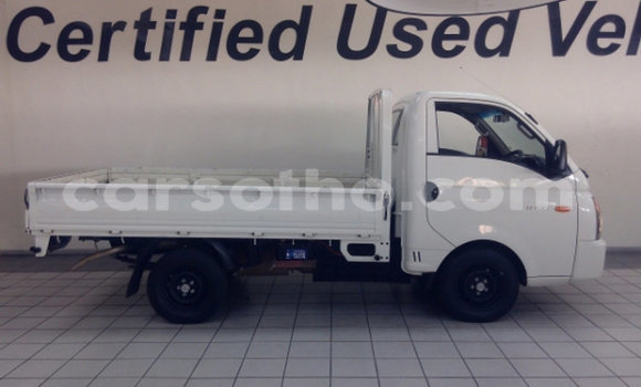 اشتري مستعمل Hyundai H1 White سيارة في Maputsoe في Leribe اشتري مستعمل Hyundai H1 White سيارة في Maputsoe في Leribe