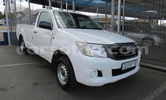 اشتري مستعمل Toyota Hilux White سيارة في Maseru في Maseru اشتري مستعمل Toyota Hilux White سيارة في Maseru في Maseru