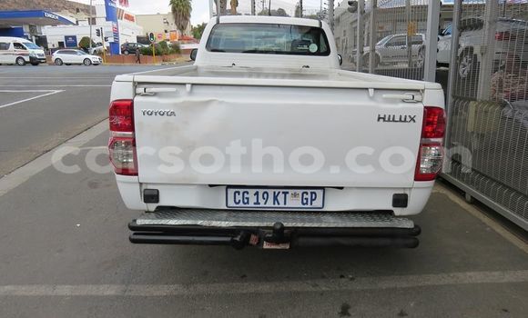 اشتري مستعمل Toyota Hilux White سيارة في Maseru في Maseru اشتري مستعمل Toyota Hilux White سيارة في Maseru في Maseru