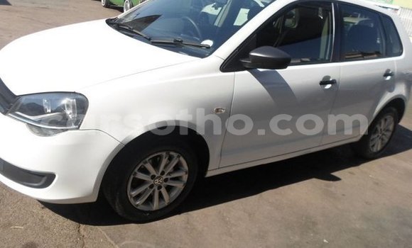 اشتري مستعمل Volkswagen Polo White سيارة في Maseru في Maseru اشتري مستعمل Volkswagen Polo White سيارة في Maseru في Maseru