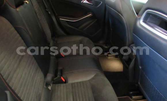 Sayi Na hannu Mercedes-Benz A–Class Silver Mota in Maseru a Maseru Sayi Na hannu Mercedes-Benz A–Class Silver Mota in Maseru a Maseru