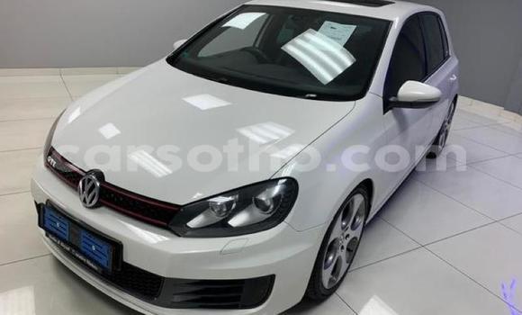 اشتري مستعمل Volkswagen Golf GTI White سيارة في Maseru في Maseru اشتري مستعمل Volkswagen Golf GTI White سيارة في Maseru في Maseru