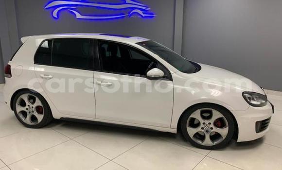 اشتري مستعمل Volkswagen Golf GTI White سيارة في Maseru في Maseru اشتري مستعمل Volkswagen Golf GTI White سيارة في Maseru في Maseru