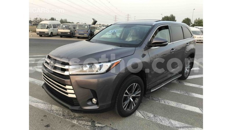 Big with watermark toyota highlander maseru import dubai 11871