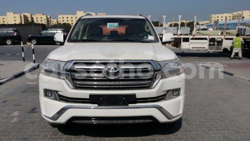 Big with watermark toyota land cruiser maseru import dubai 11874