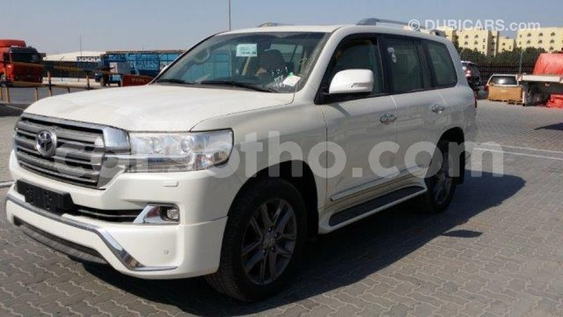 Big with watermark toyota land cruiser maseru import dubai 11874