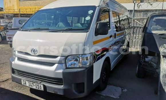 اشتري مستعمل Toyota 2000GT White سيارة في Maseru في Maseru اشتري مستعمل Toyota 2000GT White سيارة في Maseru في Maseru