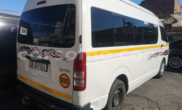 اشتري مستعمل Toyota 2000GT White سيارة في Maseru في Maseru اشتري مستعمل Toyota 2000GT White سيارة في Maseru في Maseru