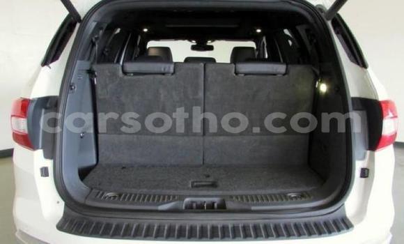 Sayi Na hannu Ford Everest White Mota in Butha Buthe a Butha-Buthe Sayi Na hannu Ford Everest White Mota in Butha Buthe a Butha-Buthe